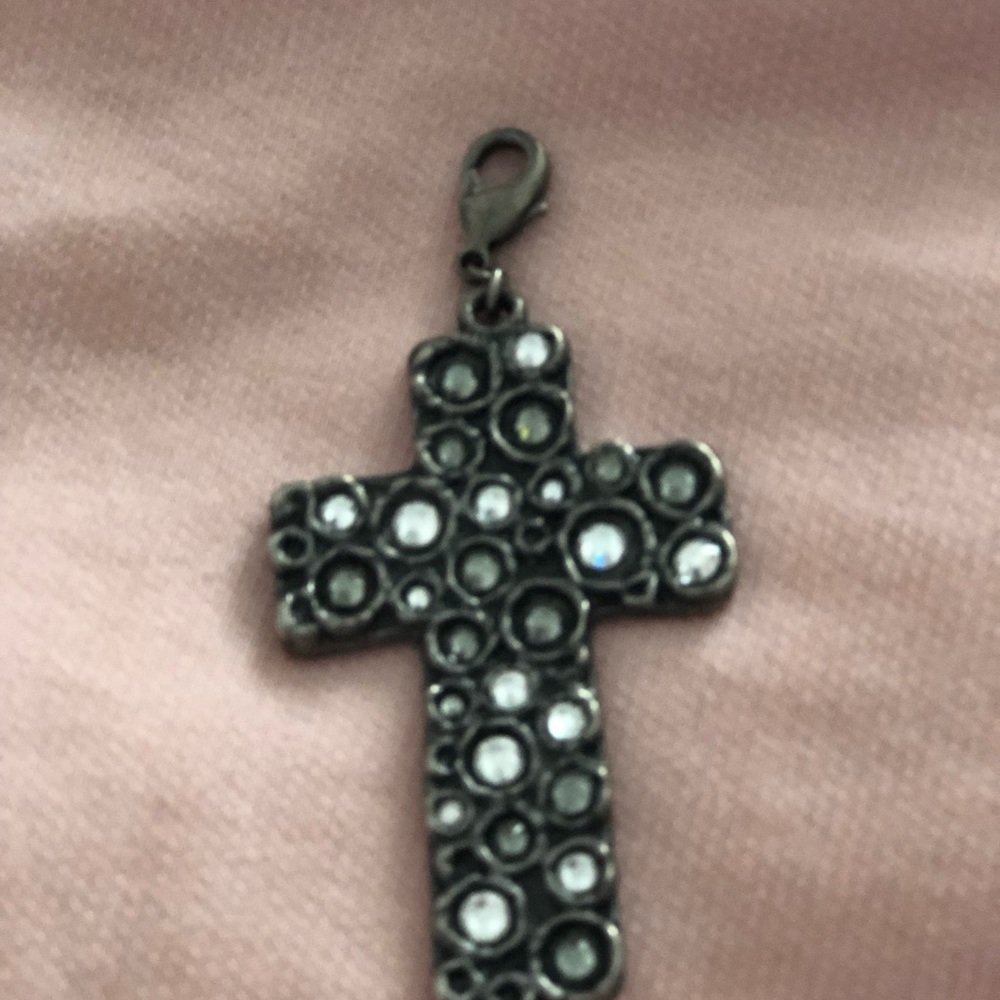 Sabika Crystal Cross